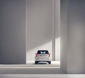 Volvo-Upgrades-XC90-Line-up-with-Feature-rich-Hybrid3