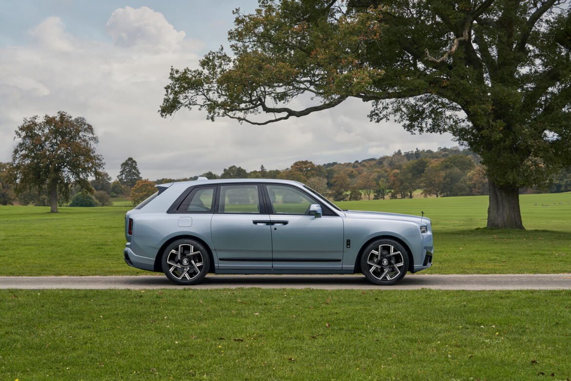 P90596407_highRes_rolls-royce-presents